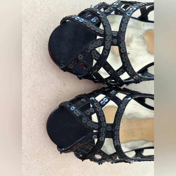 Caparros Caged Peep Toe Black Sequins 3” Heel- Gently Worn Condition - Picture 4 of 7
